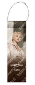 RIGHT HERE 吊飾 小旗幟