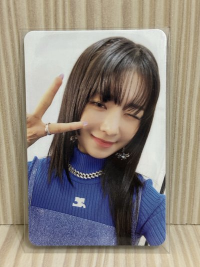 IVE 怜卡小組（有一張是特典）