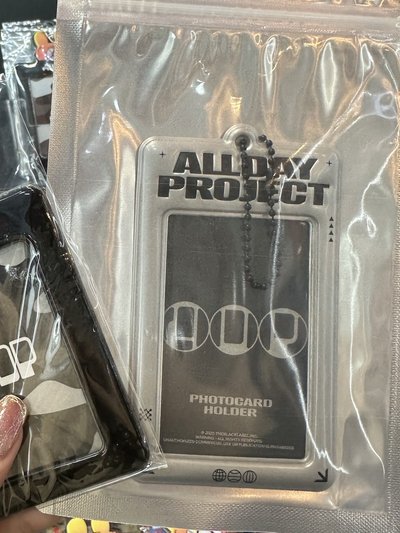 ADP 銀色防水立體壓紋卡套（含團體卡）