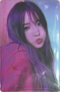 正規一 yzy 簽售卡 2.0