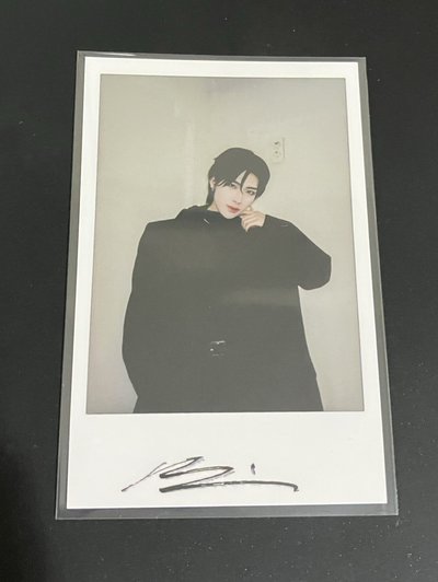 zb1 Ricky費加羅雜誌卡（拍立得）