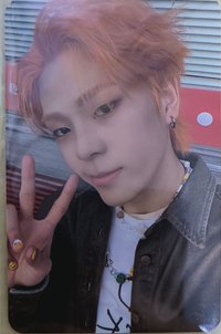 Eternal Youth : Kick It 專輯卡 