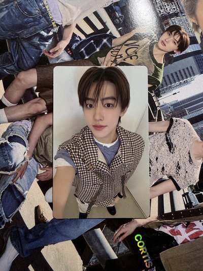 日咖幸運卡嚴成弦 + AAA直播卡3張