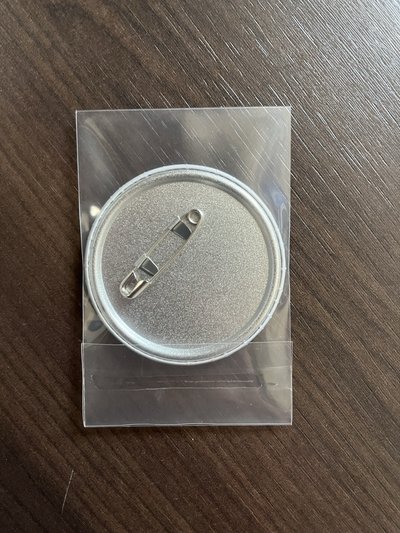 崔秀彬 2025日本夏日 徽章