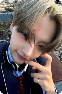 迷一 mp 手指比心 特典卡 