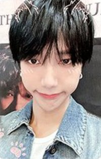 迷四 yzy 線上 2.0 簽售卡 