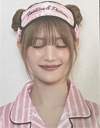 代言卡 美迪惠爾代言 睡衣證件照妮