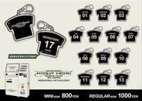 RIGHT HERE 鑰匙圈吊飾 衣服壓克力吊飾