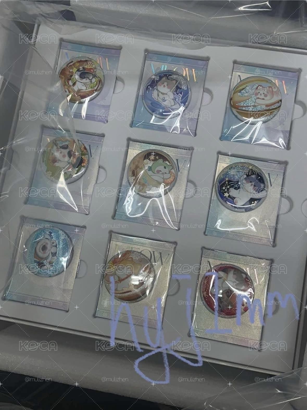 戀與深空24年萬氪禮盒喵喵徽章一套