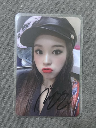 李佳泫gahyun親簽音放卡