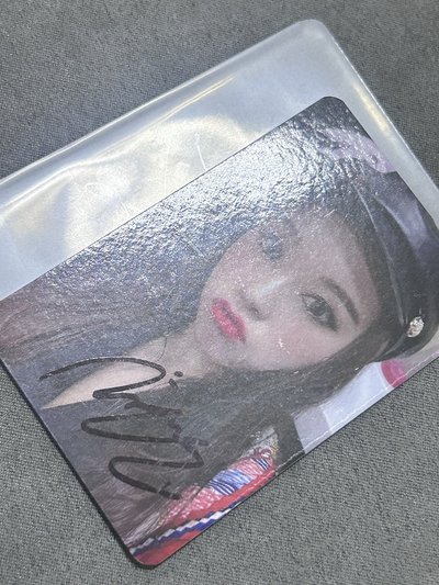 李佳泫gahyun親簽音放卡