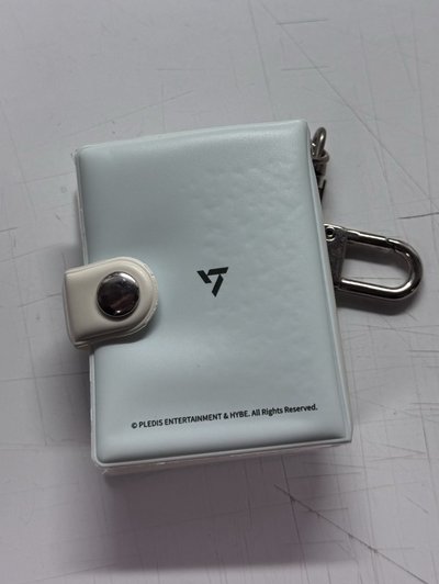 圓佑Righr here證件照卡冊吊飾