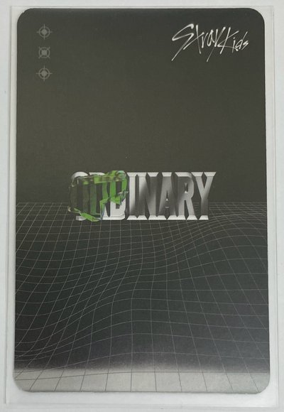ODDINARY 專輯卡 A ver. 彰彬