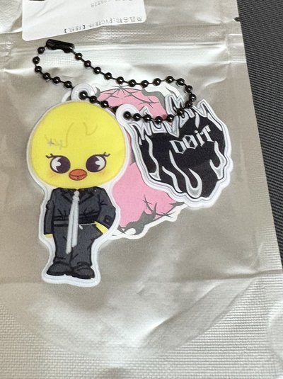 Do it 北京快閃店滿額卡、隨機吊飾