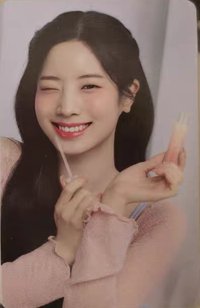 TWICE X Apieu 代言卡 