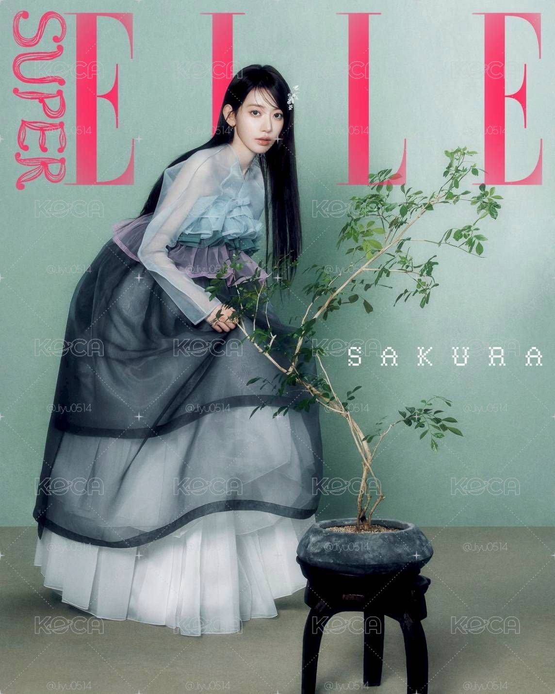 [現貨] 韓雜ELLE 10月號 Le sserafim韓服內頁 秀智封面