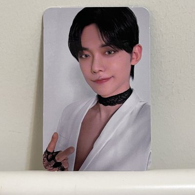 （現貨）深V竣 TXT VR hyperfocus 竣（不當綁/手繪卡背）