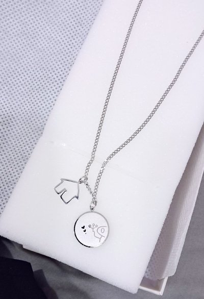 李涵一周年項鍊含卡