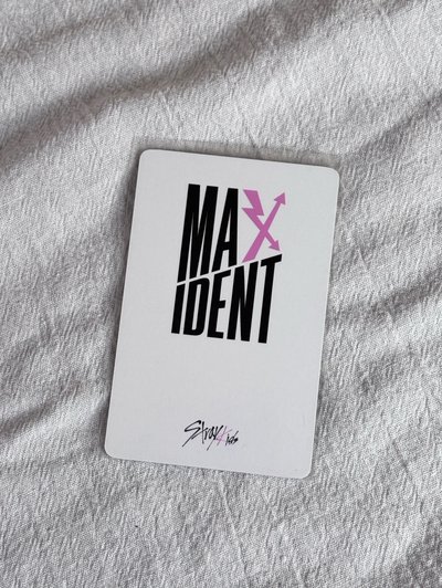［Stray Kids] 菲 MAXIDENT mp 特典卡 