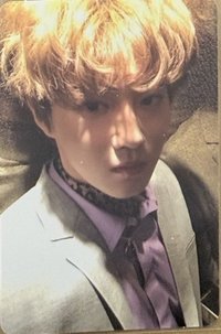 Self-Portrait 專輯卡 