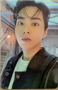 DON'T FIGHT THE FEELING 專輯卡 