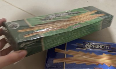 LE SSERAFIM 義大利麵未拆專 盒損版