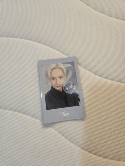 Jun New拿棒拍立得