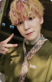 Fever pt.1 Tokopedia 特典卡 