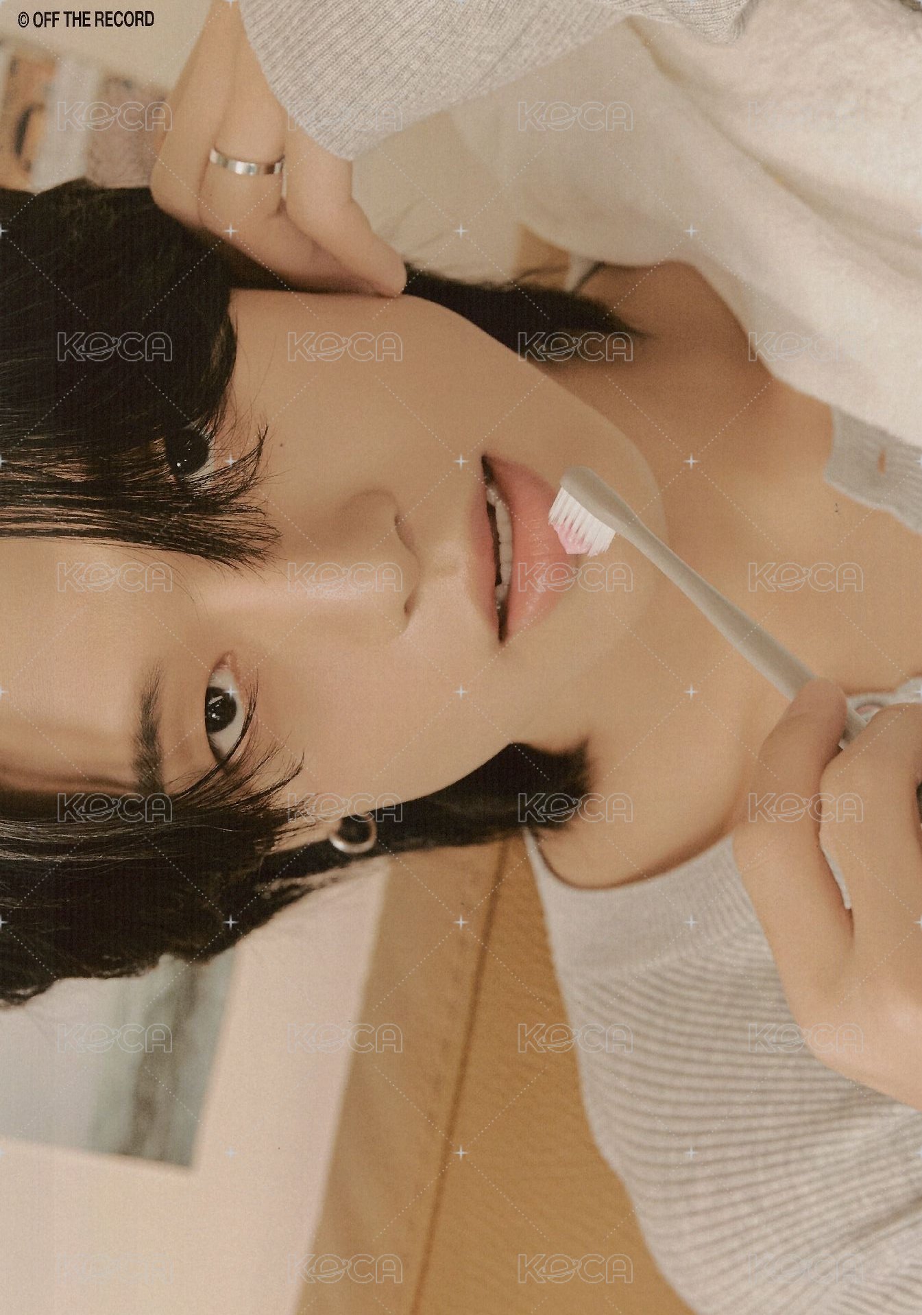 2025年曆 明信片  背面