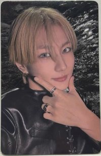 正二後續 yzy 簽售卡 上海線下中背