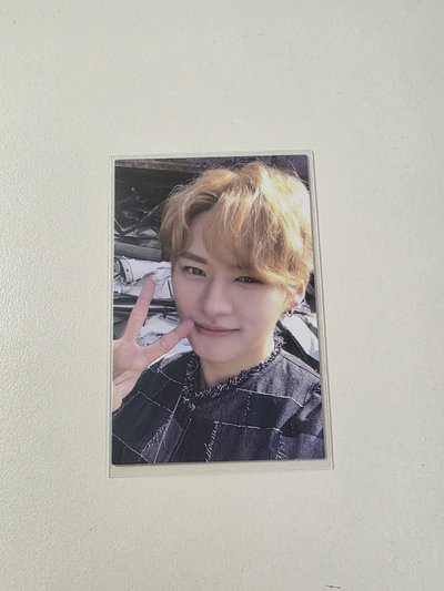 Lee Know | I am NOT 專輯卡 Selfie ver.