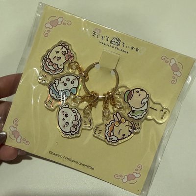 吉伊卡哇 魔法少女系列吊飾+貼紙 套餐