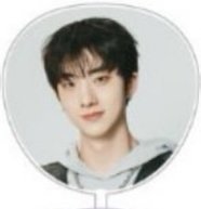 P1ustage H : MOST WANTED 扇子 