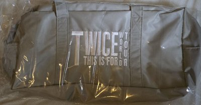 TWICE高雄快閃店波士頓包