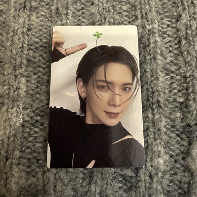 ATEEZ 呂尚 Outlaw 專輯卡 A ver. 1 幸運草