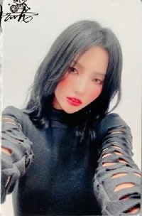 I NEVER DIE yzy 簽售卡 中文卡背