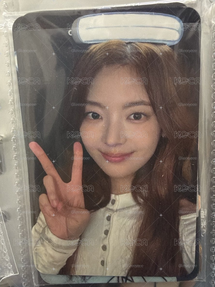 ITZY 手燈卡