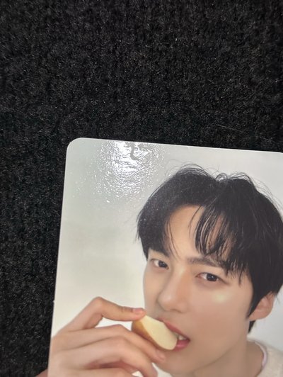 MONSTA X 玟赫 FLOUN 代言卡🥕