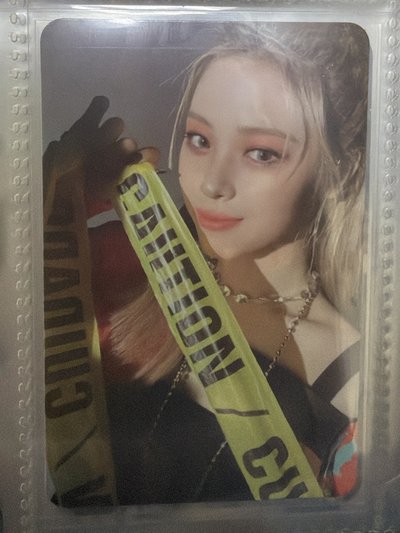 ITZY guess who 專卡