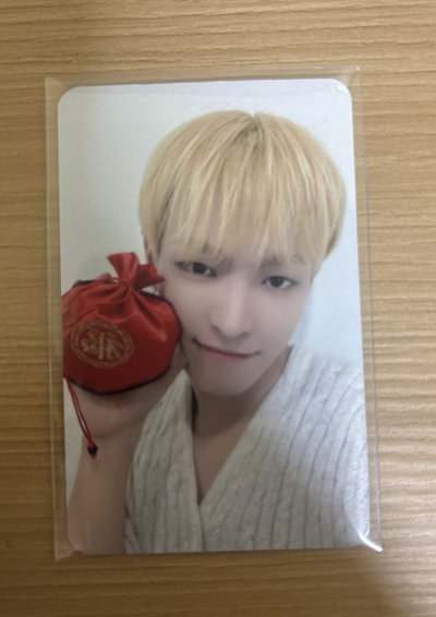 ATEEZ金弘中🐿️「超可愛驚嚇小貓雙面卡」小盤🦋