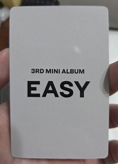 LE SSERAFIM 恩採 EUNCHAE EASY yzy 抽選卡 青島中簽