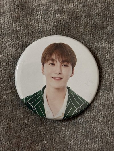 SEVENTEEN CAFE 2021 徽章