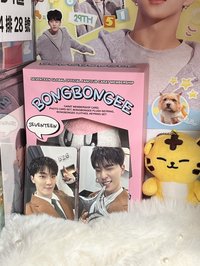 迷十二燦（左）