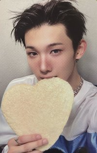 BTL yzy 2.0 幸運卡 