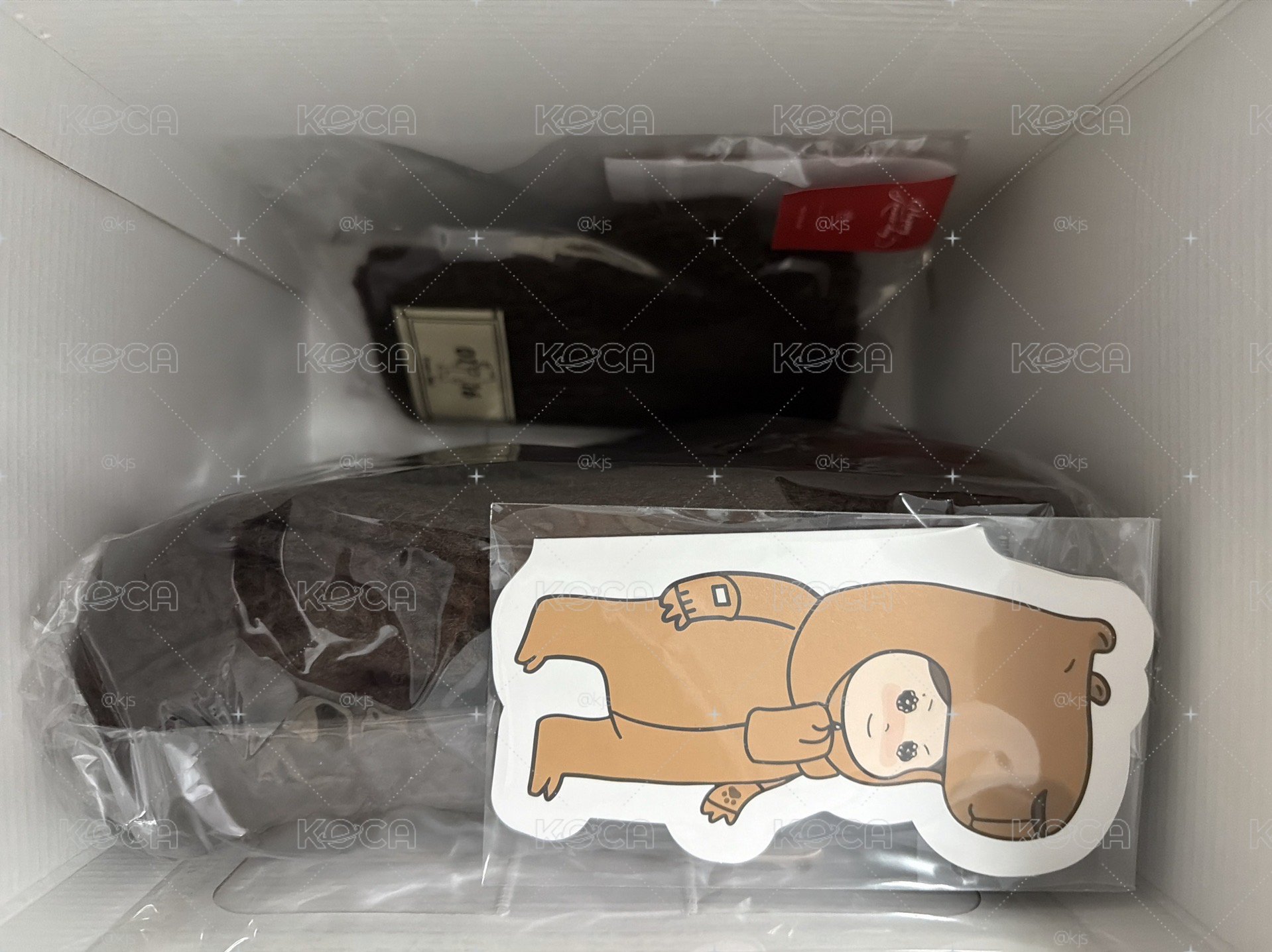 Jennie 卡皮巴拉生日禮盒（除了小卡其餘皆有）商品本體全新未拆未使用