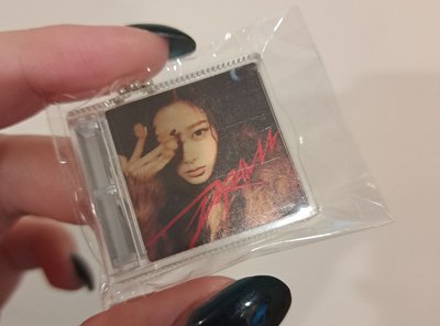 aespa Drama 專輯 SMini Ver. giselle版+Whiplash 專輯 BEAT Ver.日限版