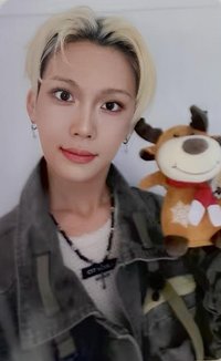 UXLXVE slm 線上7.0 簽售卡 