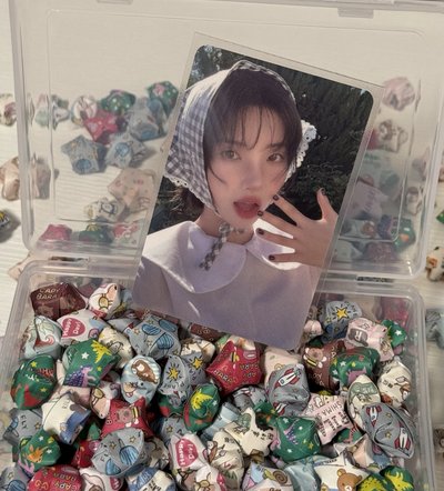 idle 年曆sr特典卡 驚訝比五娟