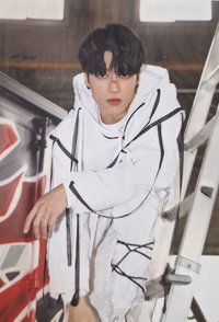 Beyond Zero 生寫真 