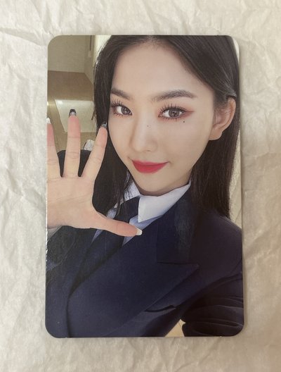 STAYC ISA 一期會員禮莎 套出/單出